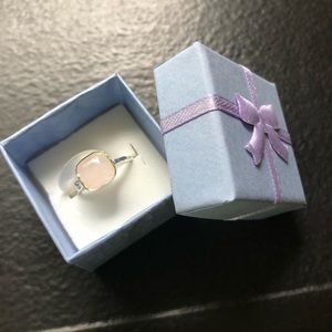 Sterling Silver & Rose Quartz Ring! 💗